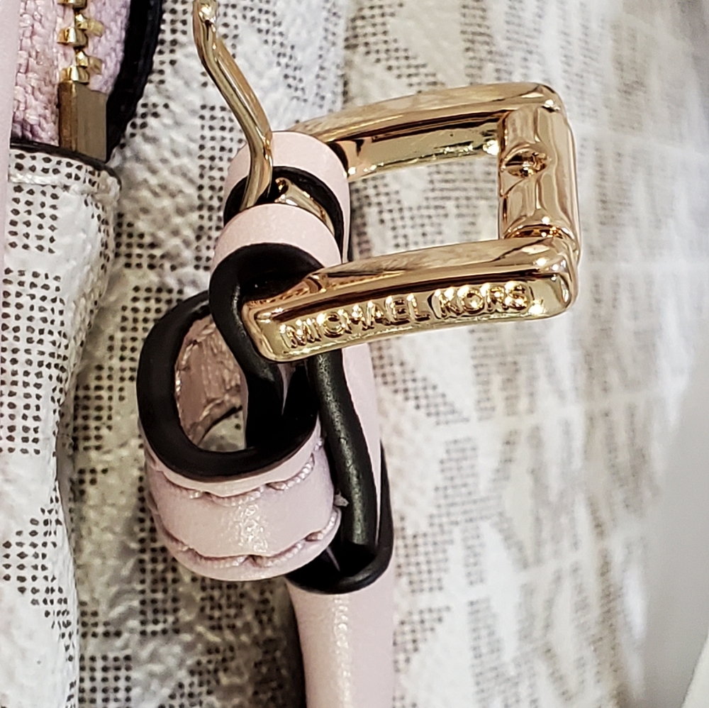 New Michael Kors Large Chain Backpack Vanilla & Pink - Picture 9 of 9